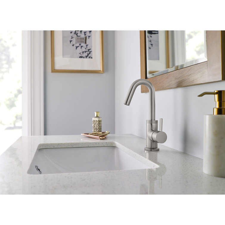 Brushed Nickel Single Handle Bathroom Faucet with Metal Drain