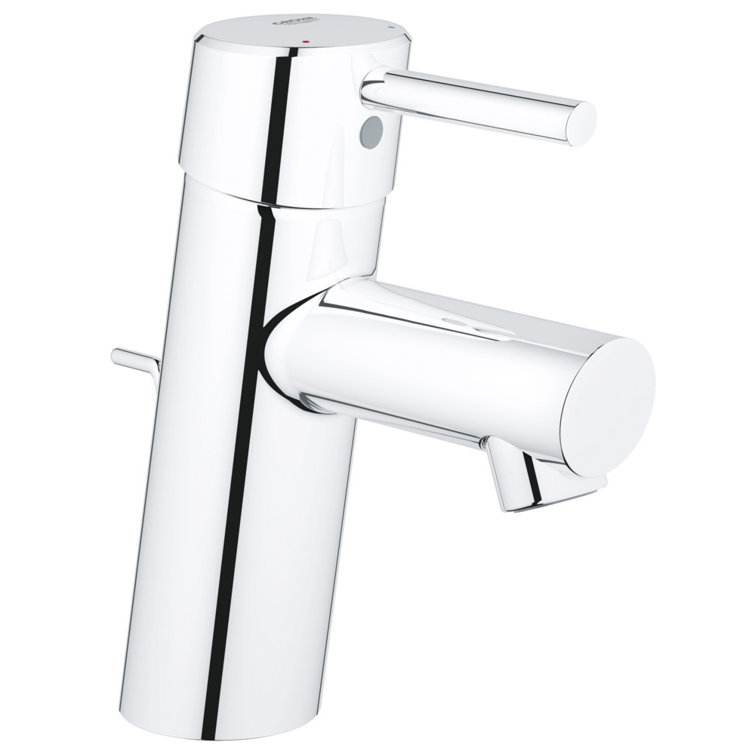 Concetto Sleek Low-Arc Starlight Chrome Bathroom Faucet