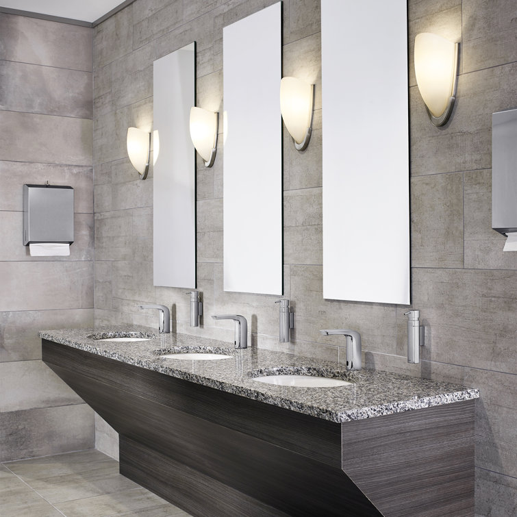 Polished Chrome Touchless Single-Hole Bathroom Faucet