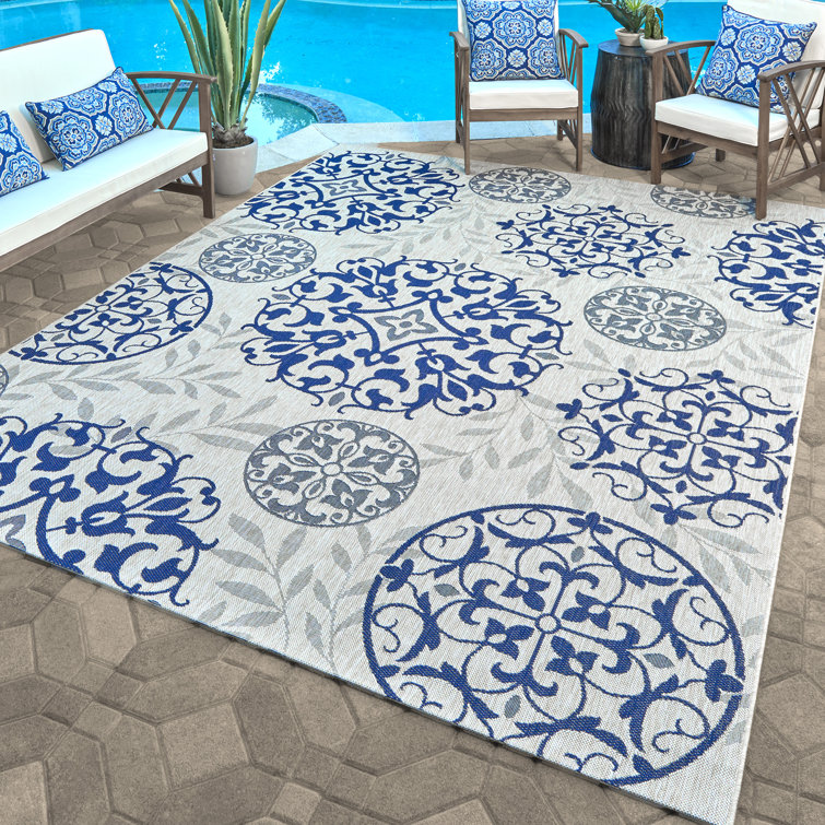 Grain and Navy Synthetic Medallion Outdoor Rug, 8'6" x 13'1"
