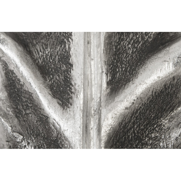 Small Silver Artisan-Grade Resin Leaf Wall Décor