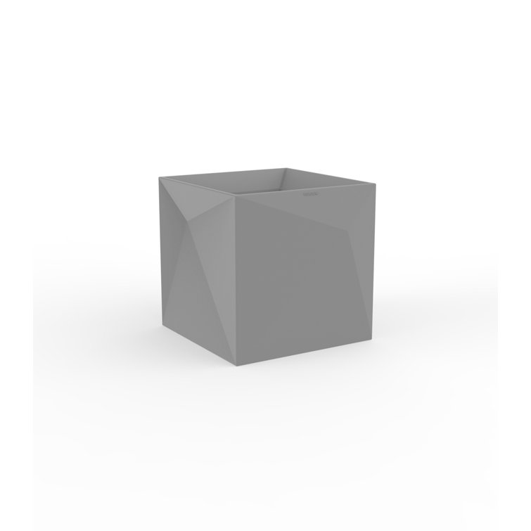 Faz Cubo 15.75" Matte Steel Polyethylene Indoor/Outdoor Planter