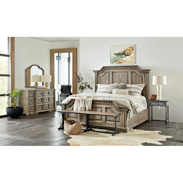 Rustic Oak Medium Wood 9-Drawer Dresser with Felt Lined Drawers
