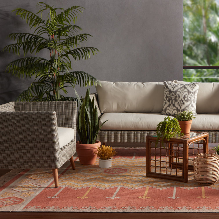 Handwoven Orange and Beige Medallion Synthetic Rug 3'6" x 5'6"