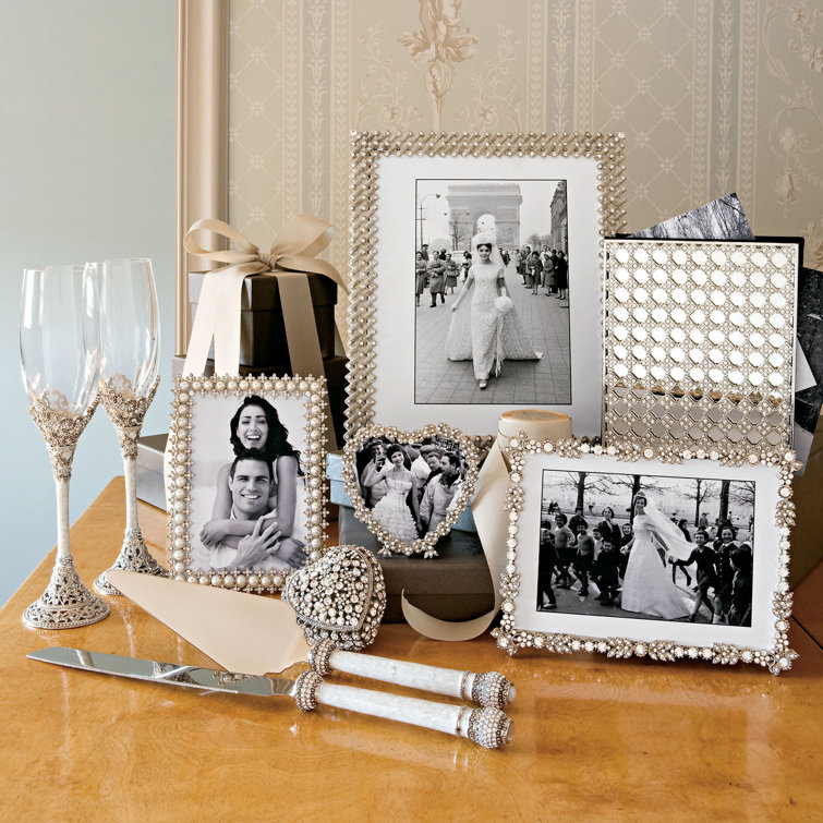 Classic Silver 8" x 10" Tabletop Picture Frame