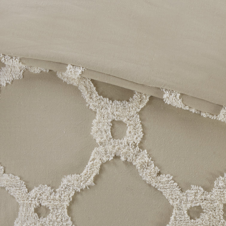 Full White Cotton Tufted Geometric Comforter Set