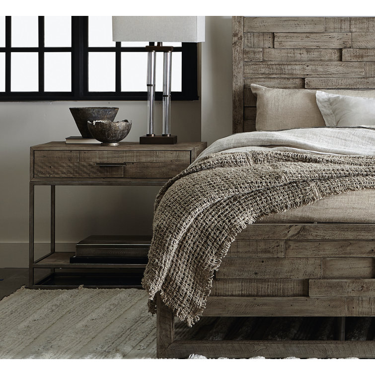 Gray Wood and Metal 1-Drawer Nightstand