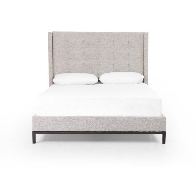 King Light Gray Linen Upholstered Metal Frame Bed with Tufted Headboard