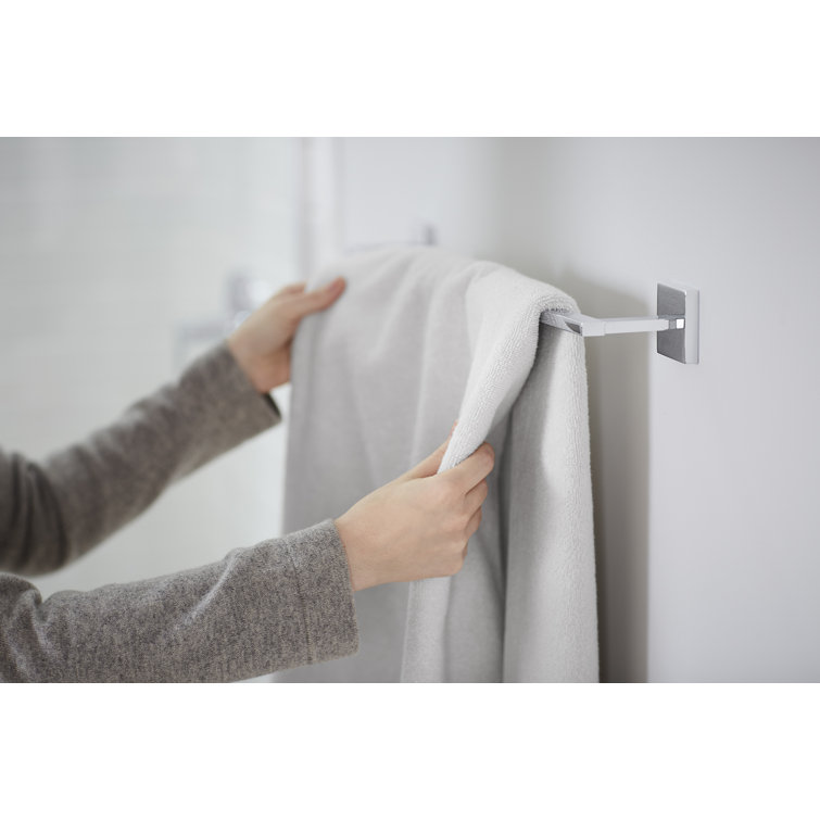 Vibrant Brushed Moderne Brass 24" Wall Mounted Towel Bar