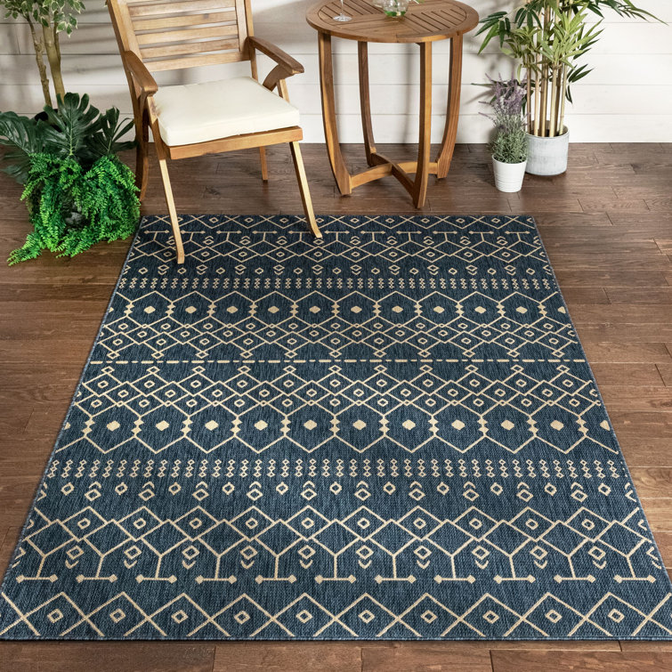 Nordic Lattice Blue 5' x 7' Synthetic Indoor/Outdoor Area Rug