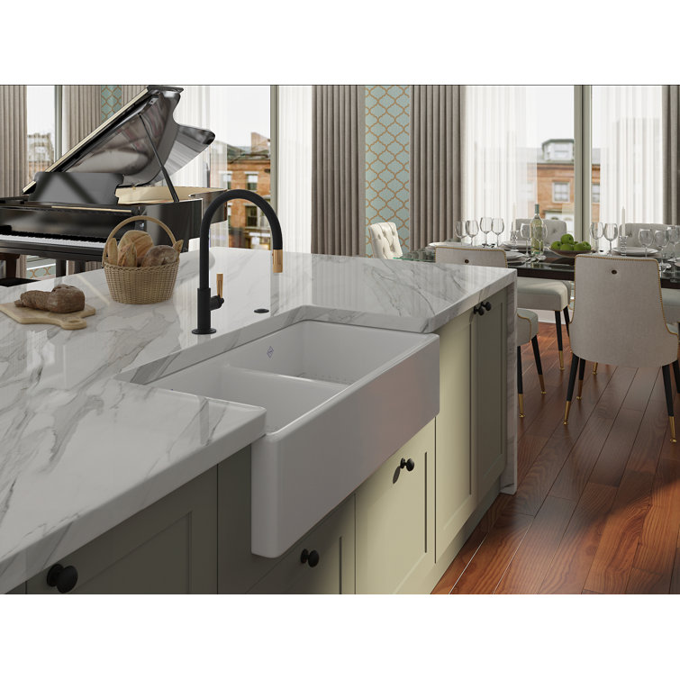 Transitional 15" Polished Nickel Kitchen Faucet with Pull-out Spray