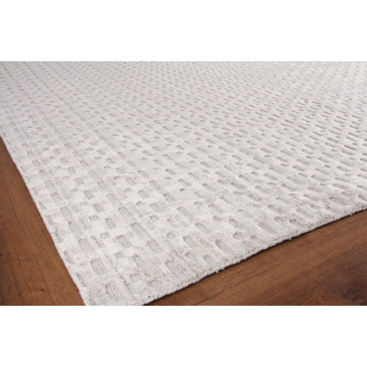 Ivory Geometric Handmade Viscose and Cotton Rug, 8' x 10'