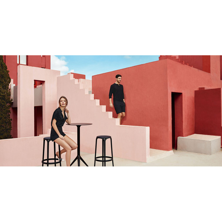Urban Bridge-Inspired Black Matte Bar Stool in Polypropylene