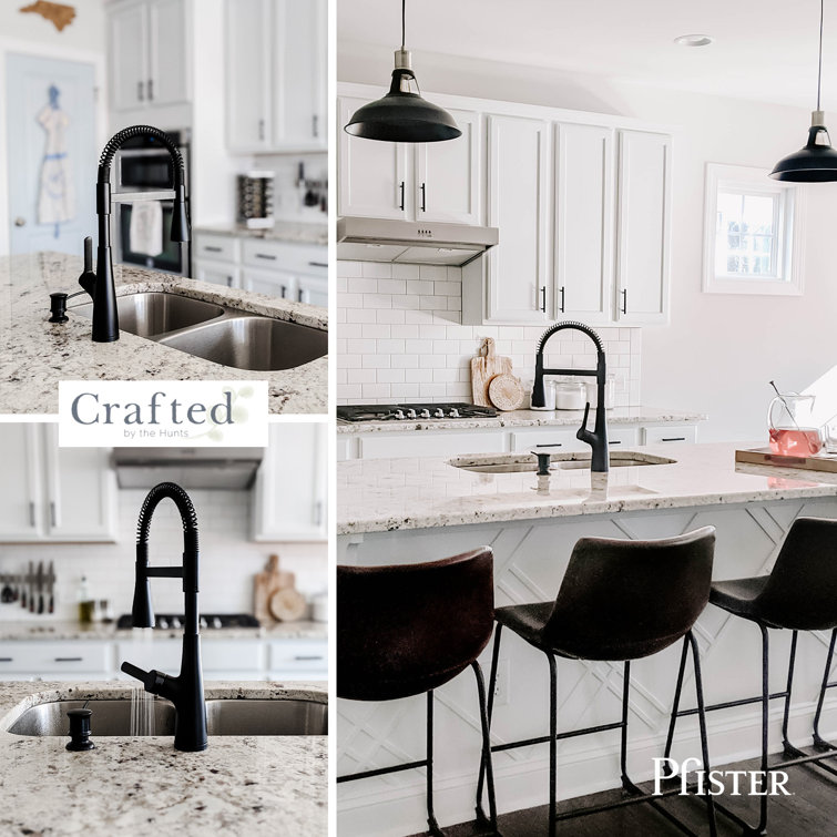 Matte Black Pull-Down Spray Kitchen Faucet