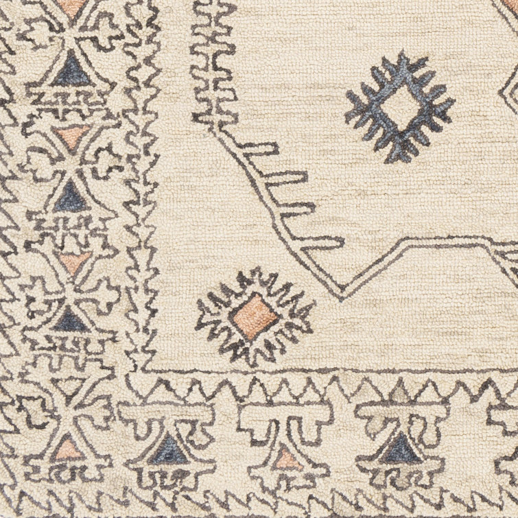 Ivory and Peach Hand Tufted Wool Area Rug 5' x 7'6"