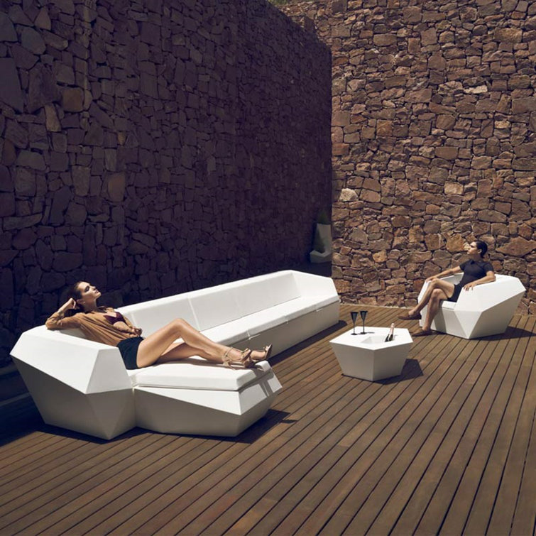 White Matte Polyethylene Hexagonal Outdoor Coffee Table