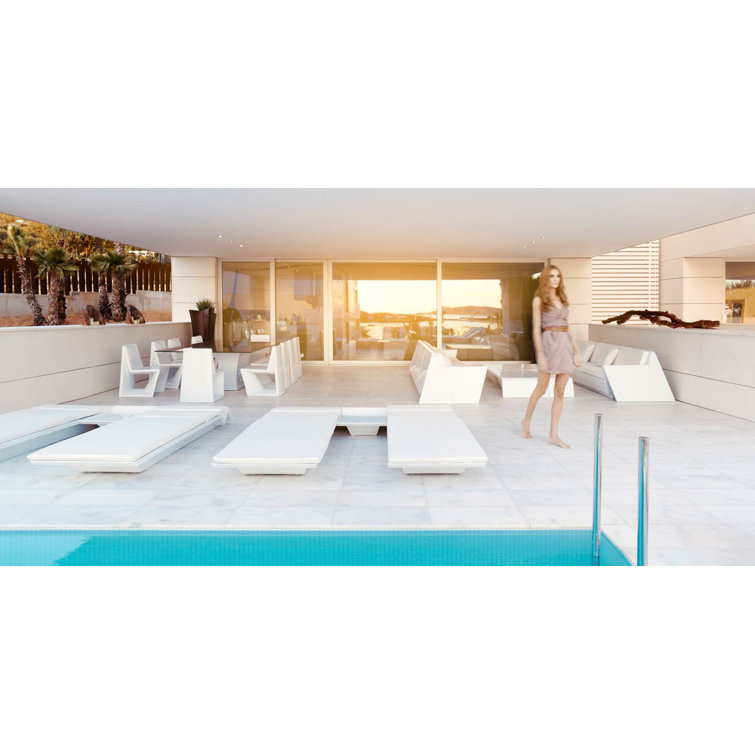 Elegant White Polyethylene Armless Outdoor Dining Chair