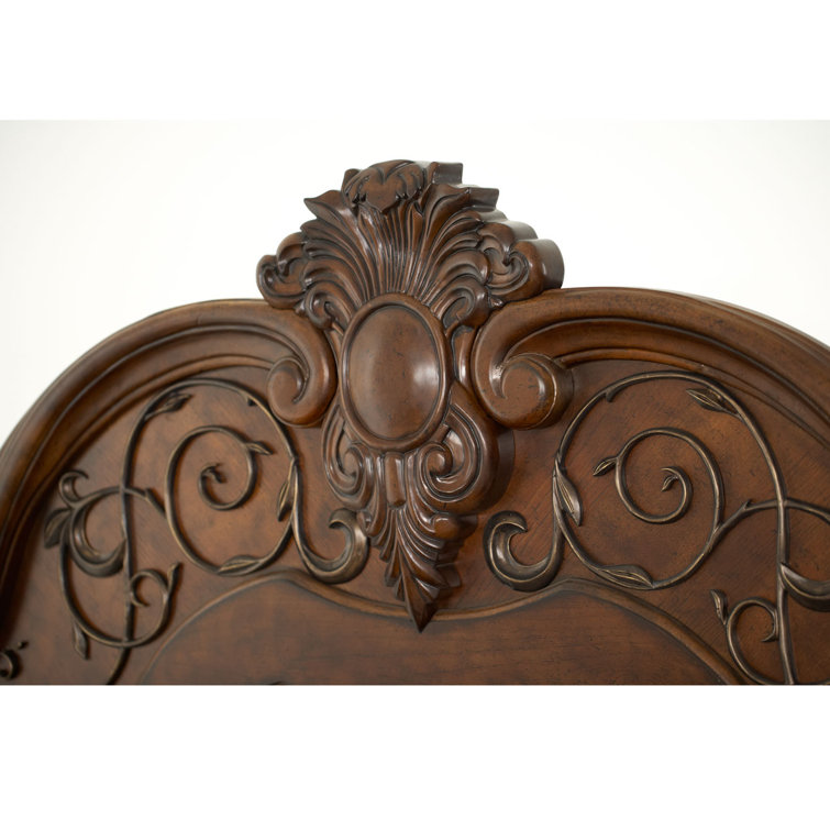 Windsor Court Queen Traditional Brown Panel Bed with Storage