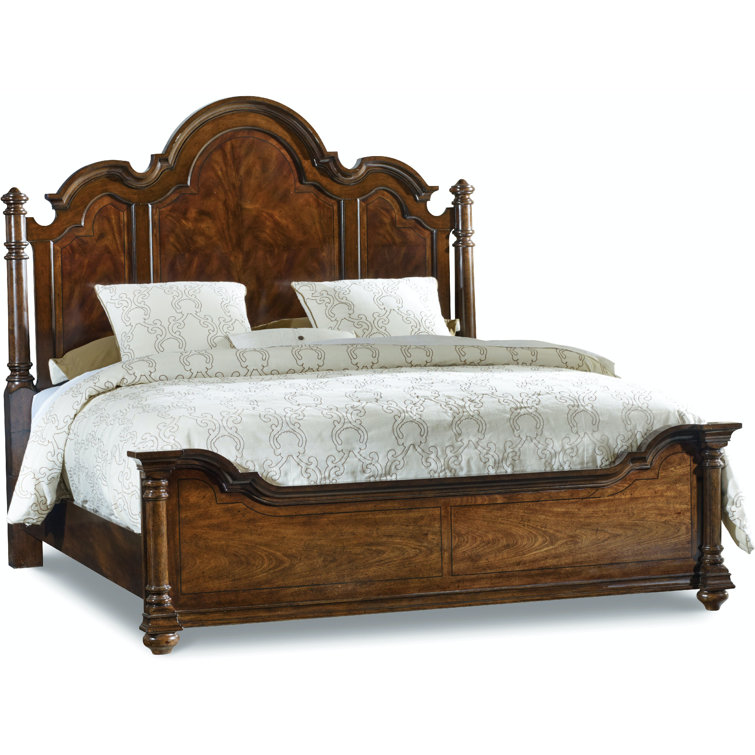 Leesburg Mahogany Queen Poster Bed with Arched Headboard