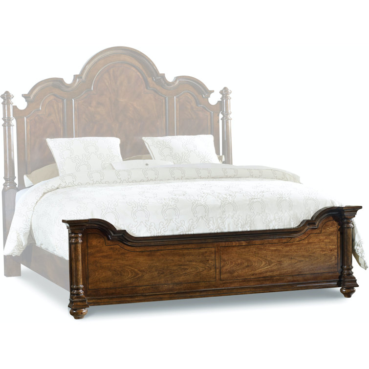 Leesburg Mahogany Queen Poster Bed with Arched Headboard