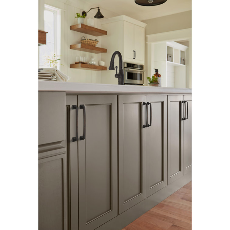 Traditional Oil-Rubbed Bronze Arch Cabinet Pull with Mounting Hardware