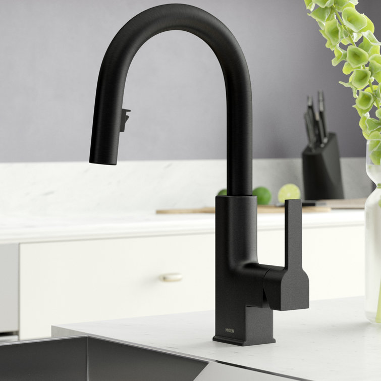Modern Stainless Steel Pull-Down Kitchen Faucet with Eco-Friendly Flow