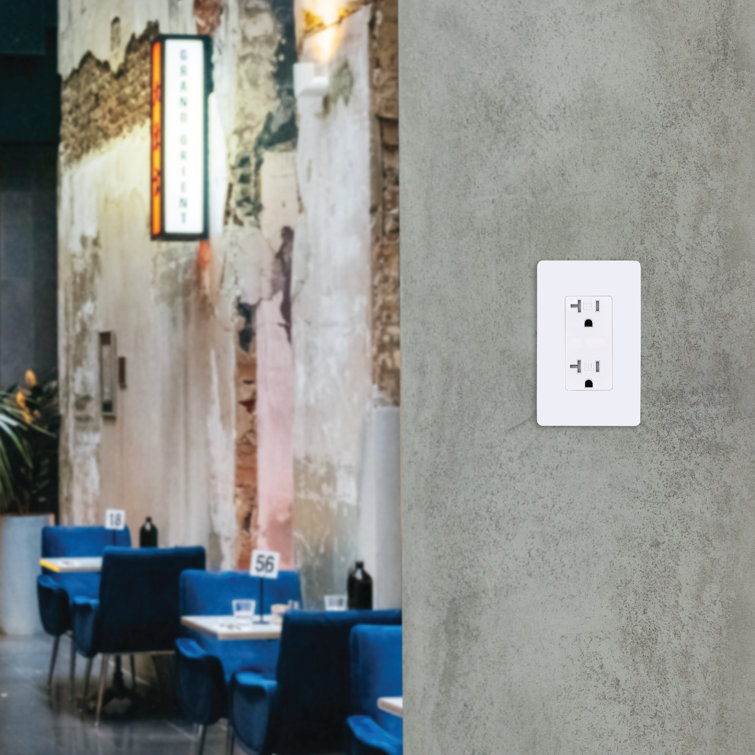 20 Amp White Tamper Resistant Duplex Outlet with Wall Plate