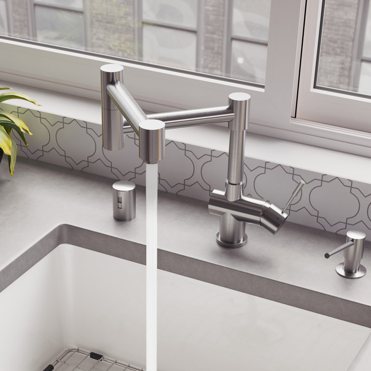 Brushed Stainless Steel Retractable Single Hole Kitchen Faucet