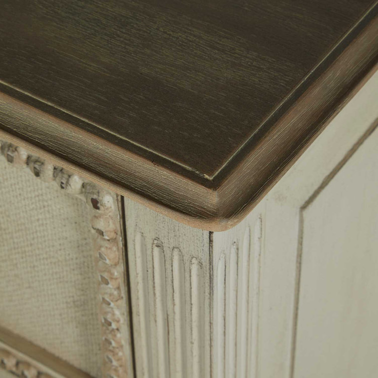 Caroline Coastal Gray & White Mahogany 4-Drawer Chest