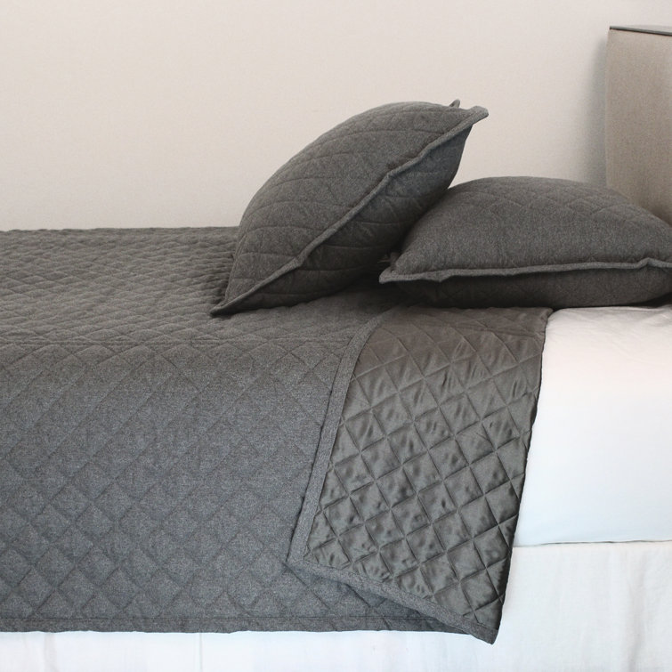 Elegant Gray Diamond Quilted Queen Microfiber Coverlet Set