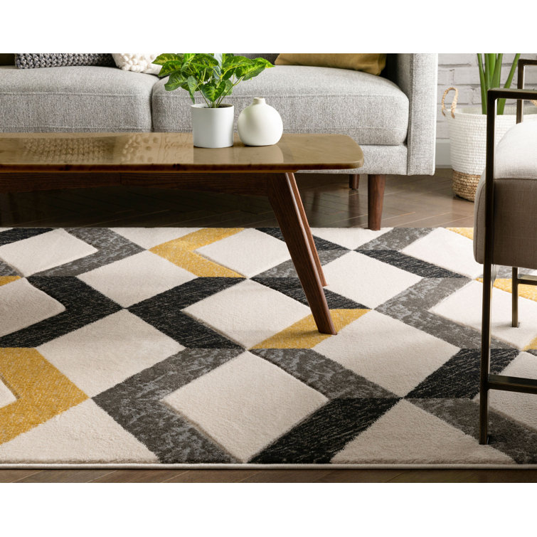 Gold Geometric 5' x 7' Synthetic Easy Care Rug