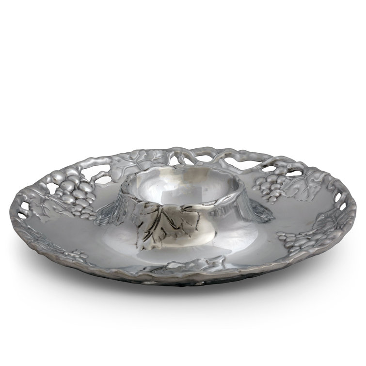 Handmade Aluminum Grape Design Round Chip and Dip Platter