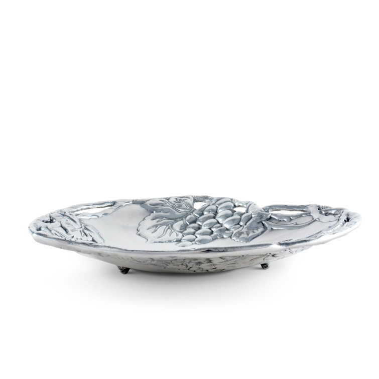 Elegant Aluminum Heart-Shaped Grape Motif Tray