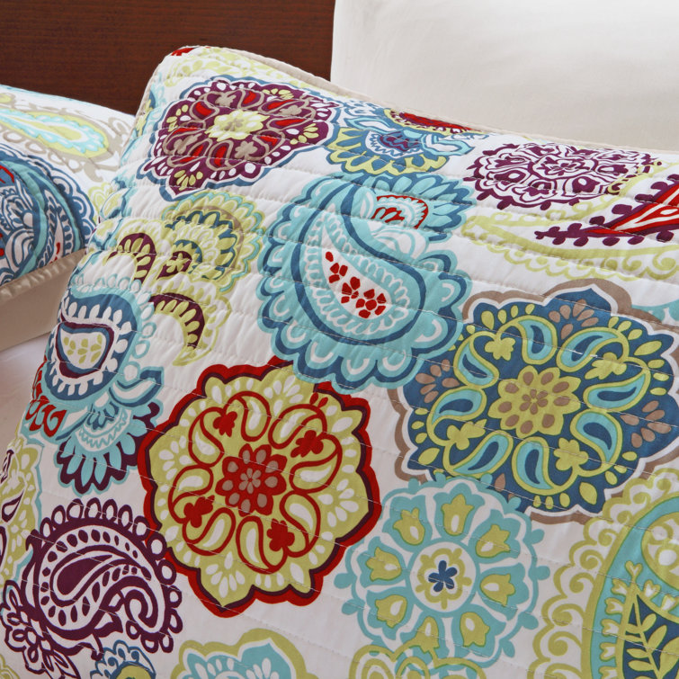 Ivory and Multicolor Reversible Microfiber Full Quilt Set