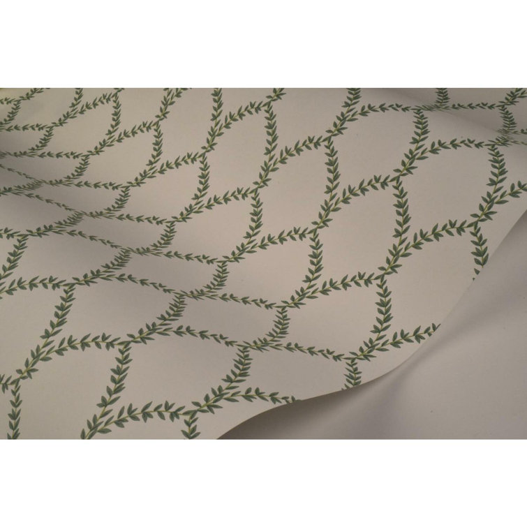 Laurel Leaf Arc 27' x 27" Removable Wallpaper Roll in Green/White