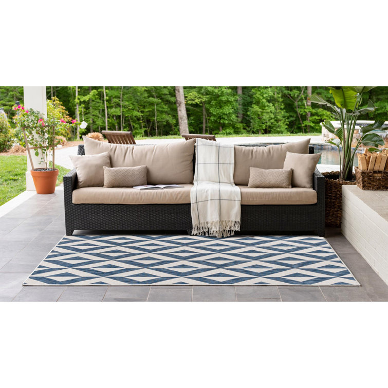 Reversible Geometric Blue Synthetic Outdoor Rug 7'1" x 10'