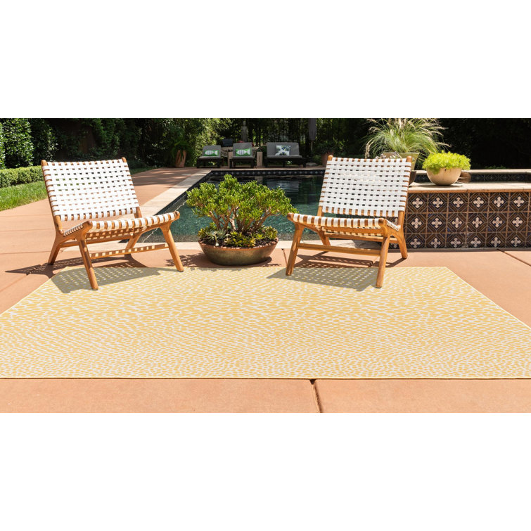 Sunny Ivory Abstract 8' x 10' Reversible Outdoor Rug