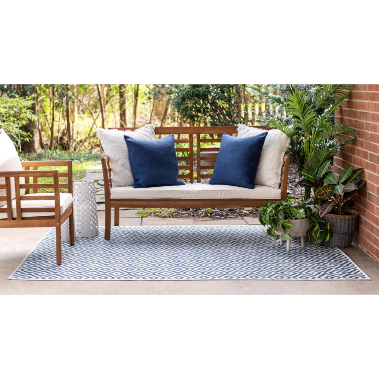 Blue Geometric 4' x 6' Reversible Outdoor Area Rug