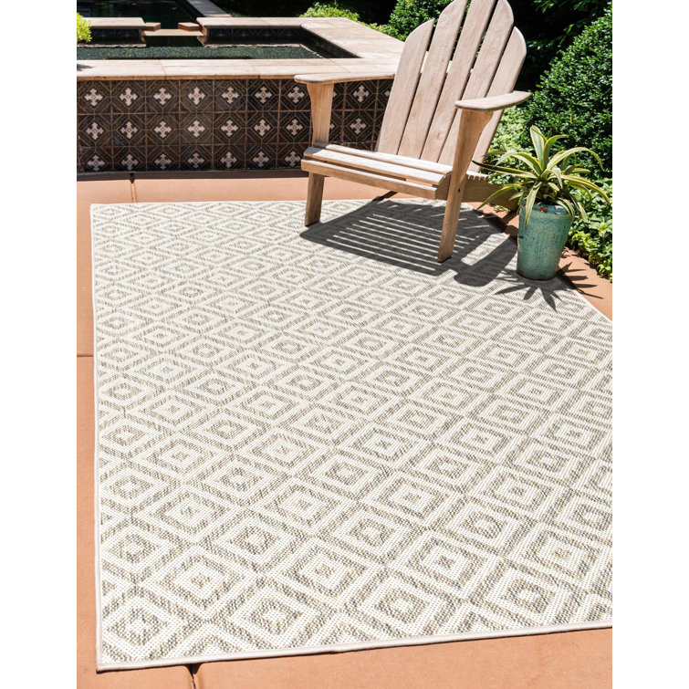 Costa Rica Inspired 7'10" Square Light Gray Outdoor Rug