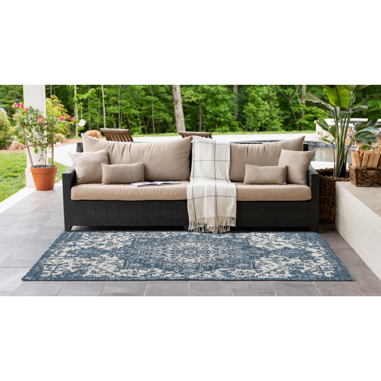 Blue and Ivory Stain-Resistant Synthetic Outdoor Rug, 4' x 6'