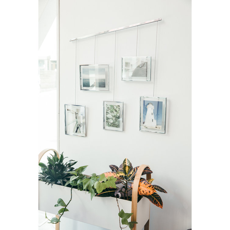 Chrome Floating Wall-Mounted 4x6 Picture Frame Set