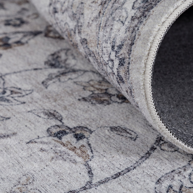 Gray Vintage Floral Synthetic Area Rug 2' x 3'