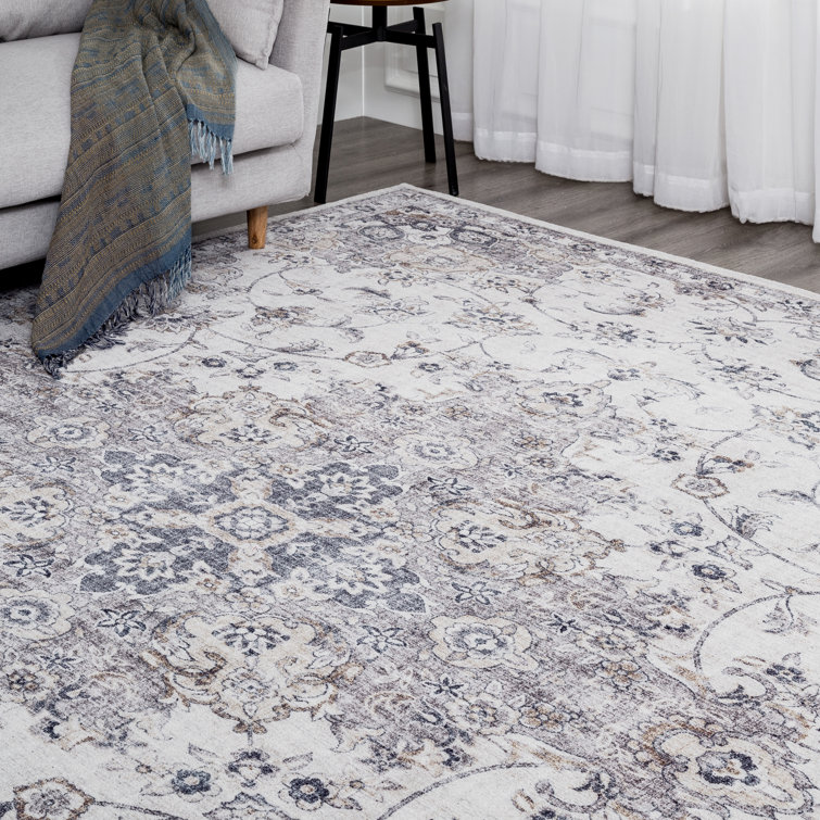 Gray Vintage Floral Synthetic Area Rug 2' x 3'