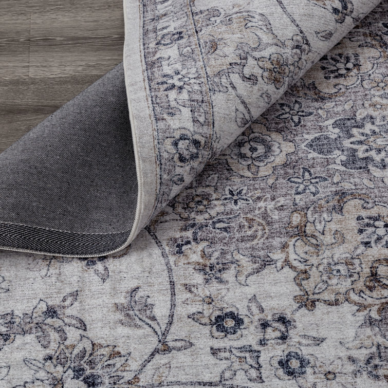 Gray Vintage Floral Synthetic Area Rug 2' x 3'