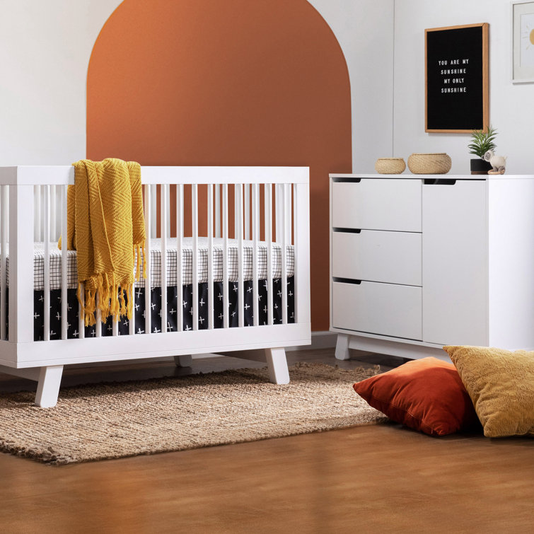 Ivory Pine Wood 3-Drawer Changing Table Dresser