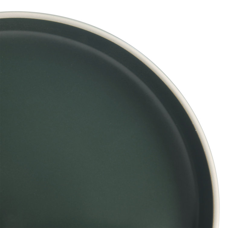 Green Ceramic 16-Piece Dinnerware Set with Matte Finish