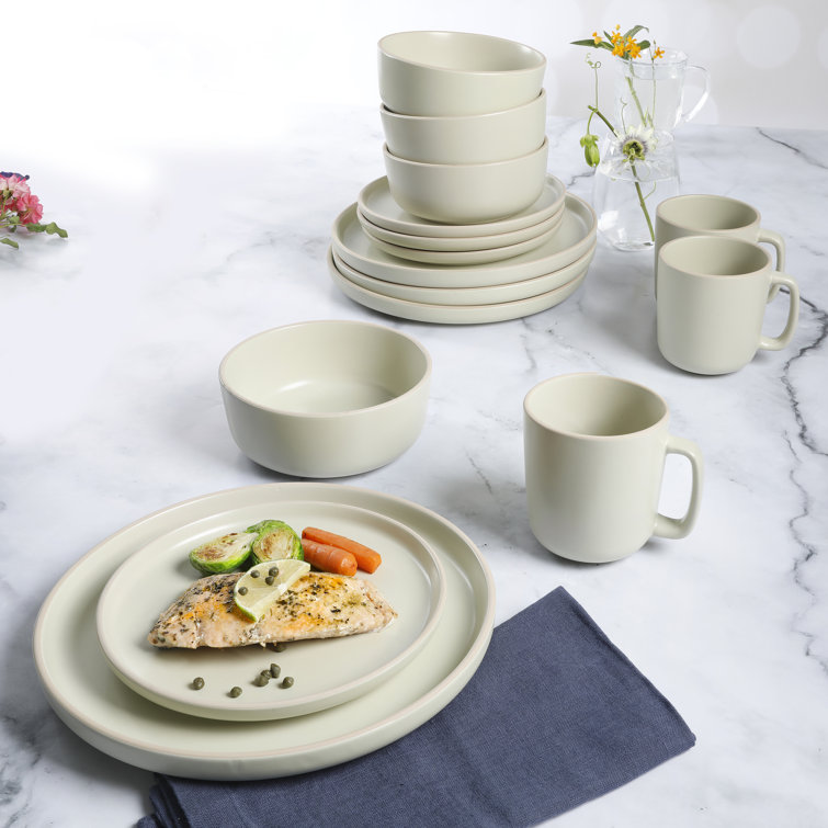 Pistachio Ceramic 16-Piece Dinnerware Set, Service for 4