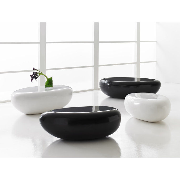 White Oval Contemporary Outdoor Wooden Coffee Table