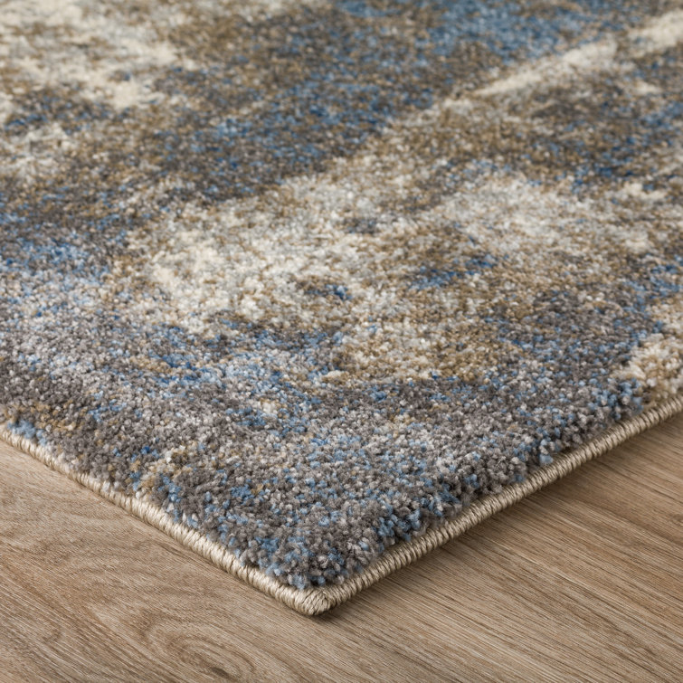 Moonbeam 3'3" x 5'1" Reversible Shag Rug in Synthetic Fiber