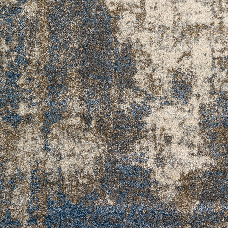 Moonbeam 3'3" x 5'1" Reversible Shag Rug in Synthetic Fiber